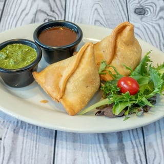 Vegetable Samosa (2 pcs)